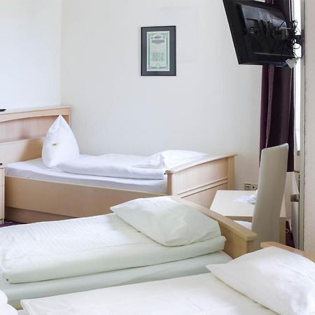 Hotel Moerser Hof ภายนอก รูปภาพ