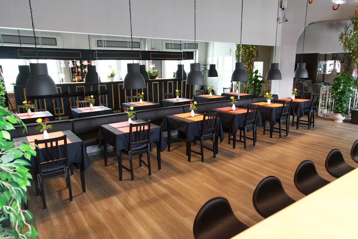 Hotel Moerser Hof ภายนอก รูปภาพ