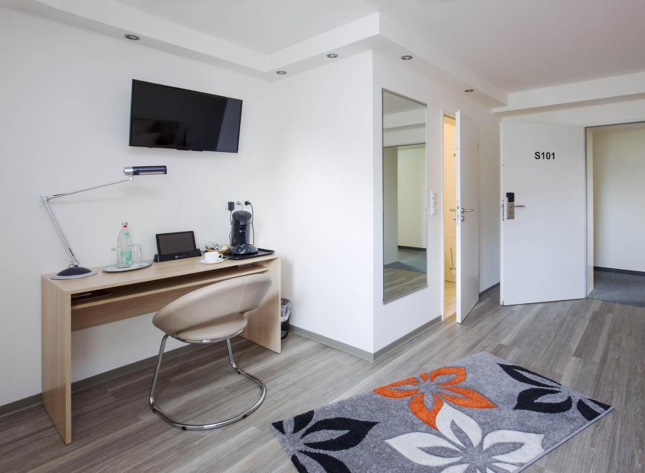 Hotel Moerser Hof ภายนอก รูปภาพ