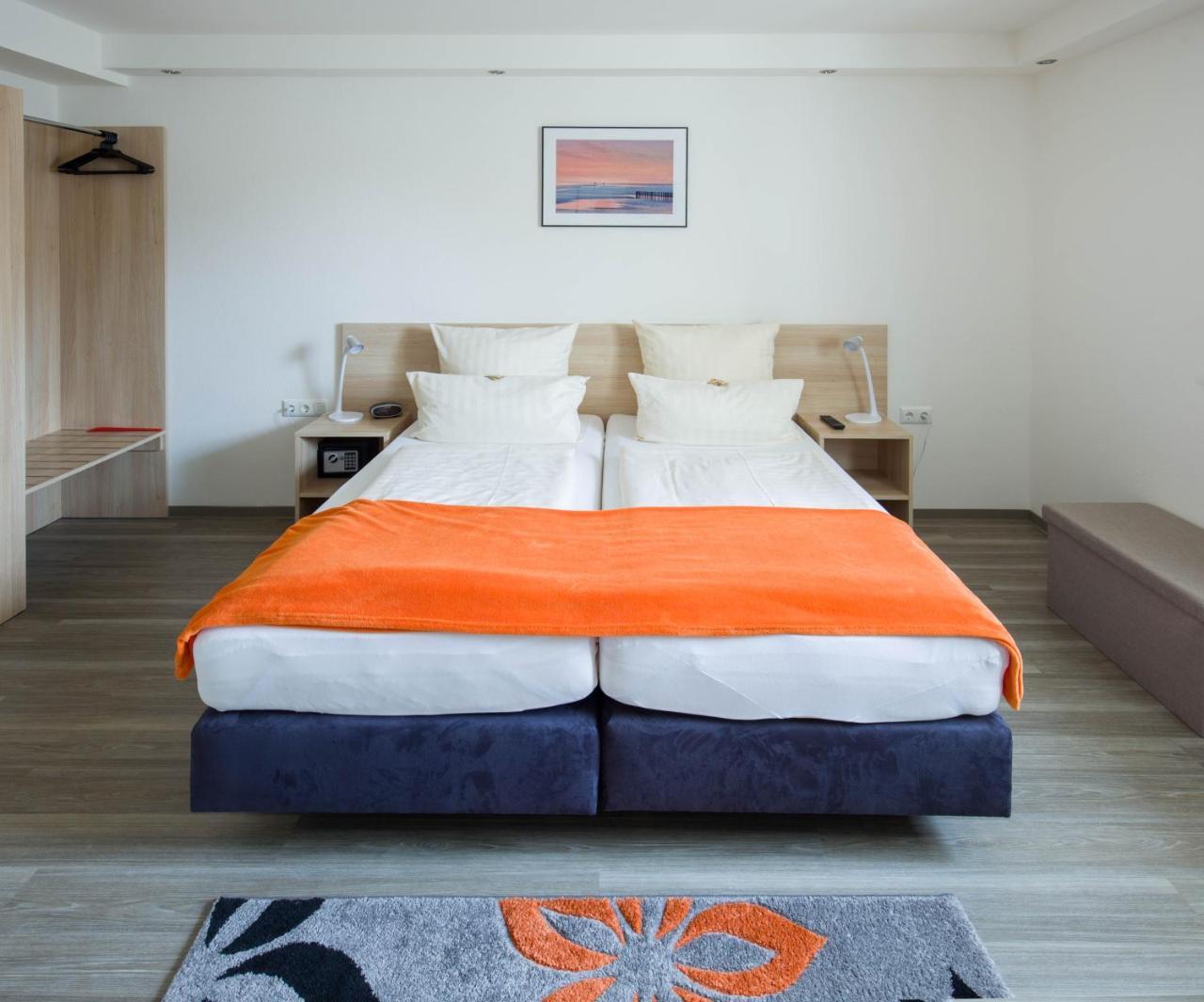 Hotel Moerser Hof ภายนอก รูปภาพ